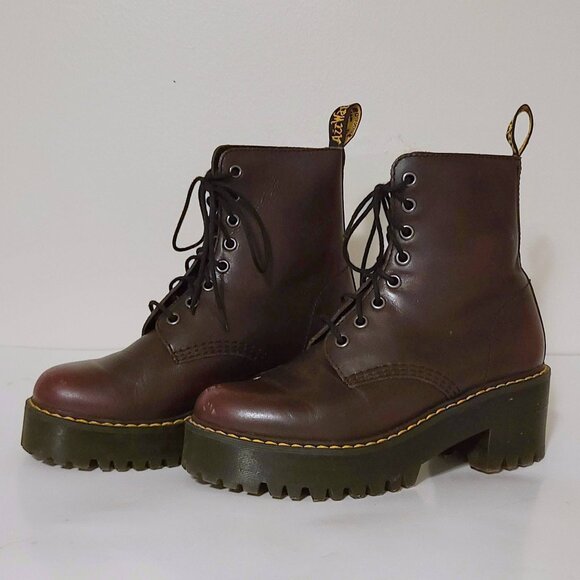 DR. MARTENS DM Docs Shriver Hi Vintage Leather Heeled Boots, Size 7 - Picture 5 of 9